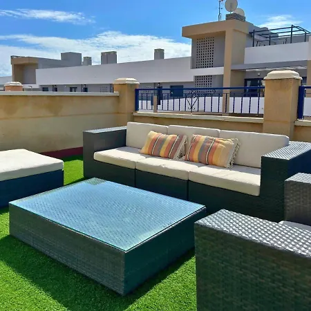 La Terraza Del Sur En Mil Palmeras * カンポアモル